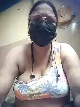 Snapshot of thehotlady chatting on 27, 7, 2026 thehotlady online show from 27, 7, 2026
