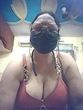Snapshot of thehotlady chatting on 31, 7, 2026 thehotlady online show from 31, 7, 2026