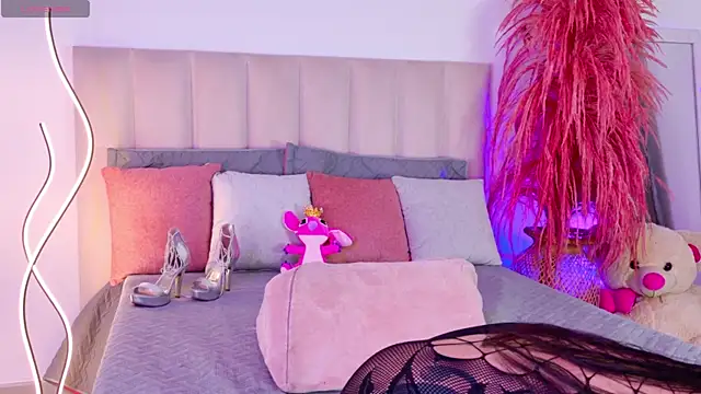 sofiawalker online show from 22, 9, 2025