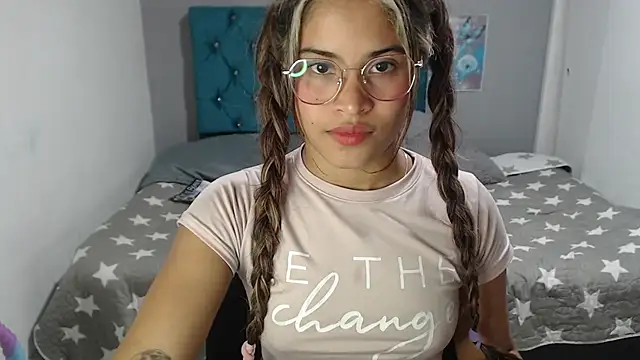 mia sexgirl online show from 30, 4, 2026
