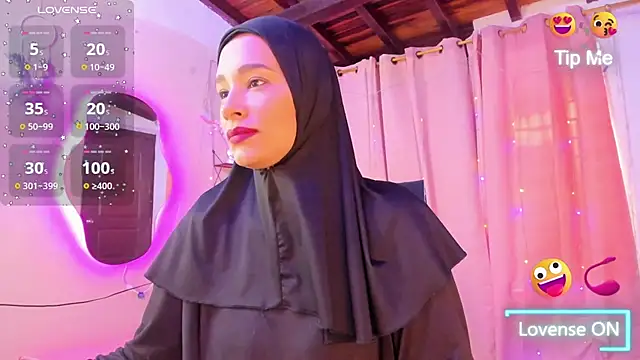 ShanaJamil online show from 8, 10, 2025