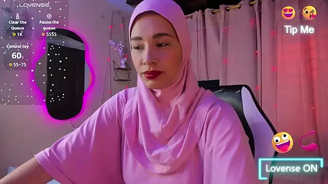 ShanaJamil online show from 16, 10, 2025