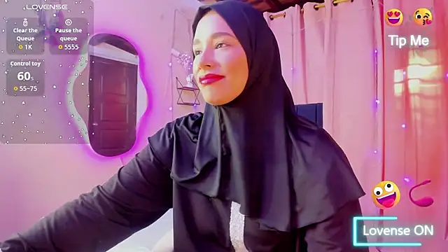 ShanaJamil online show from 24, 10, 2025