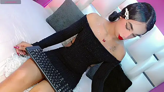 JessiscaWalker online show from 8, 11, 2025