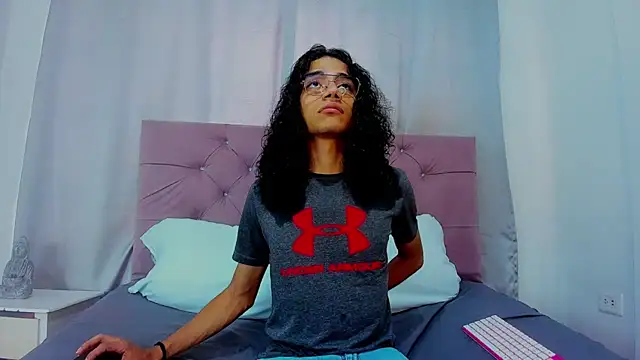 EthanBlackwoodd online show from 7, 2, 2026