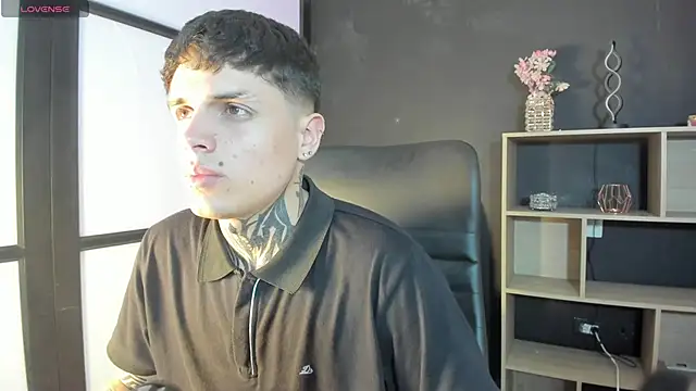 Declan-Fox online show from 16, 10, 2025