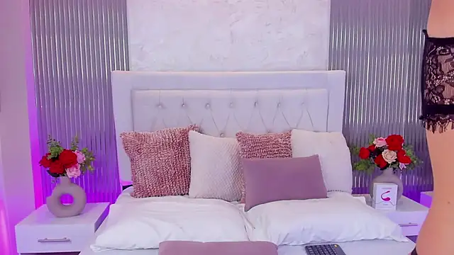 MelodySweetHoney online show from 6, 4, 2026