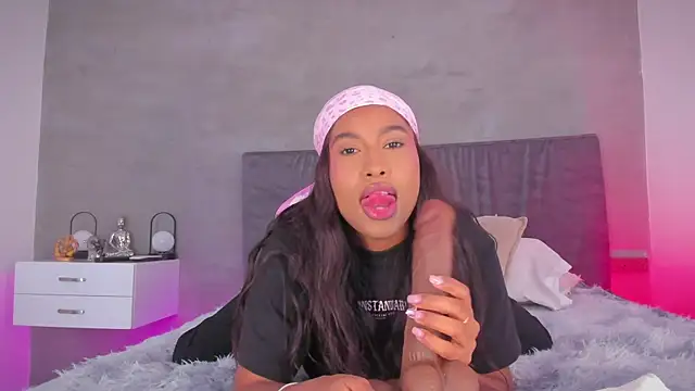 Snapshot of selena_monroy chatting on 1, 8, 2026 selena monroy online show from 1, 8, 2026
