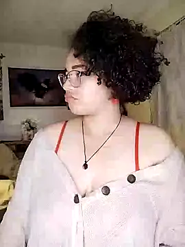 Julie wallace online show from 5, 10, 2025