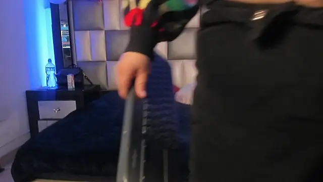 abbiecollins js online show from 25, 11, 2025