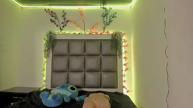 abbiecollins js online show from 24, 2, 2026