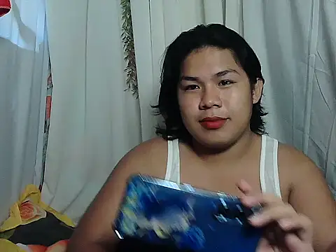 Snapshot of Huntrix2025 chatting on 4, 3, 2026 Huntrix2025 online show from 4, 3, 2026