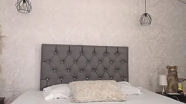 Sabriinaa Foxx online show from 16, 3, 2026