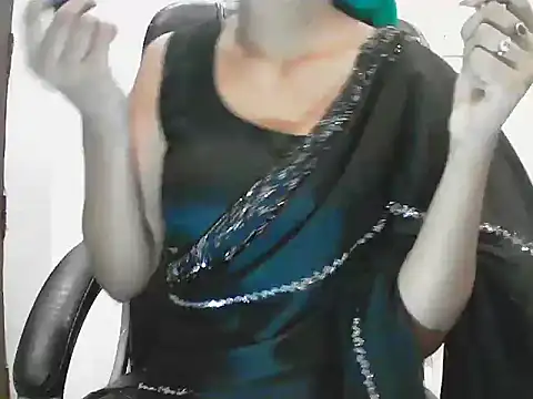 short girl  online show from 20, 6, 2026