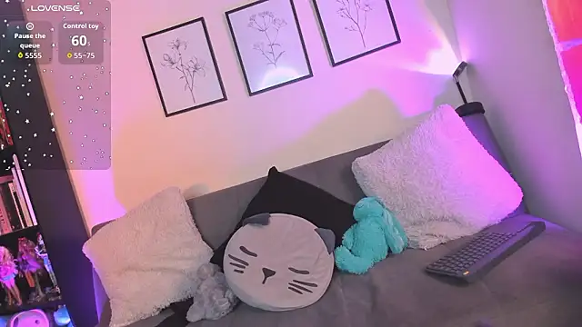 Snapshot of dreamdanna chatting on 24, 2, 2026 dreamdanna online show from 24, 2, 2026