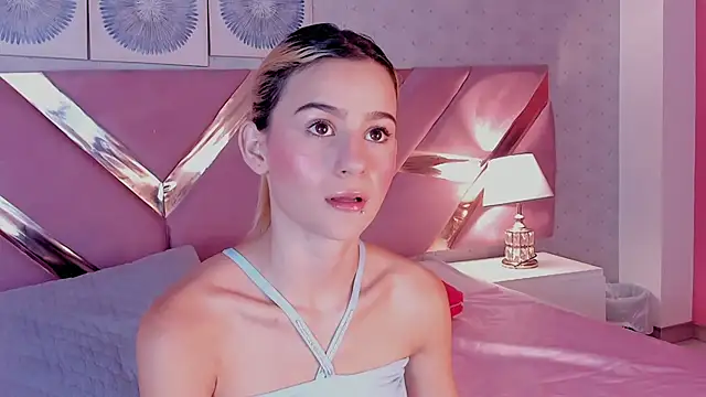 ChloeLaurentt online show from 3, 11, 2025