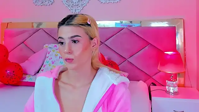 ChloeLaurentt online show from 4, 3, 2026