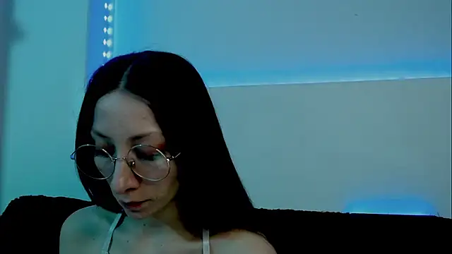 Nia Diaz online show from 17, 9, 2025