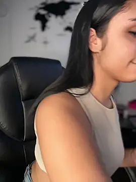 Isabella-Teen online show from 29, 4, 2026