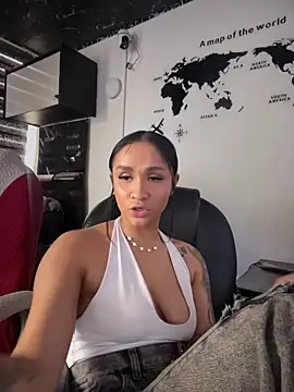 Isabella-Teen online show from 31, 5, 2026