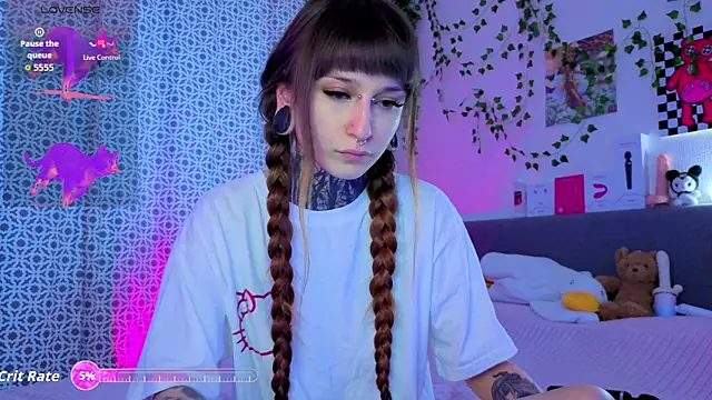 LilithPoison online show from 7, 5, 2026