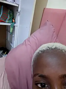 Snapshot of negaa25 chatting on 25, 9, 2025 negaa25 online show from 25, 9, 2025