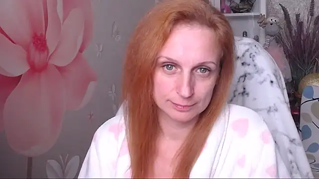 Snapshot of Venus_love1 chatting on 23, 10, 2025 Venus love1 online show from 23, 10, 2025