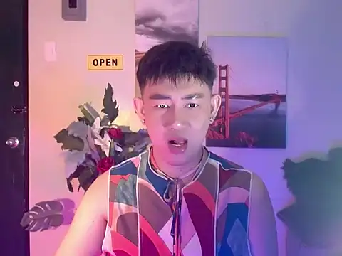 NaughtyGlow97 online show from 28, 10, 2025