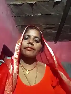 Snapshot of Hot_kadi83 chatting on 8, 10, 2025 Hot kadi83 online show from 8, 10, 2025