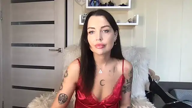 ArinaAmour online show from 19, 6, 2026