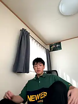 Snapshot of KAMESAN08 chatting on 2, 11, 2025 KAMESAN08 online show from 2, 11, 2025