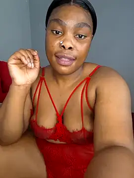 Snapshot of Hornysweetheart chatting on 25, 10, 2025 Hornysweetheart online show from 25, 10, 2025