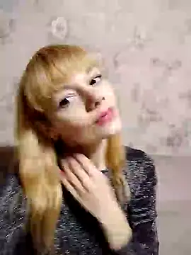 Snapshot of AliceSwan1122 chatting on 29, 9, 2025 AliceSwan1122 online show from 29, 9, 2025