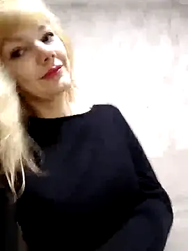 Snapshot of AliceSwan1122 chatting on 3, 10, 2025 AliceSwan1122 online show from 3, 10, 2025