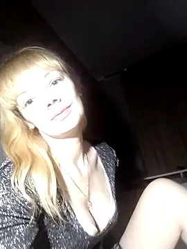 Snapshot of AliceSwan1122 chatting on 13, 10, 2025 AliceSwan1122 online show from 13, 10, 2025