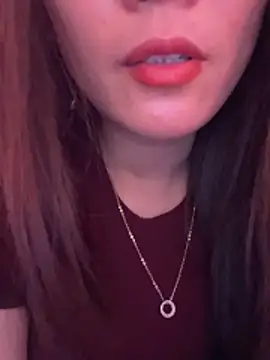 Moon pusy online show from 12, 2, 2026