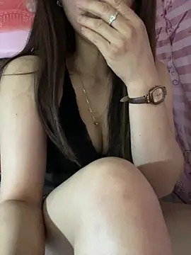 Moon pusy online show from 1, 8, 2026