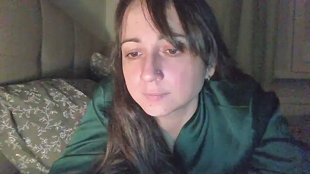 Snapshot of Avylith chatting on 10, 10, 2025 Avylith online show from 10, 10, 2025