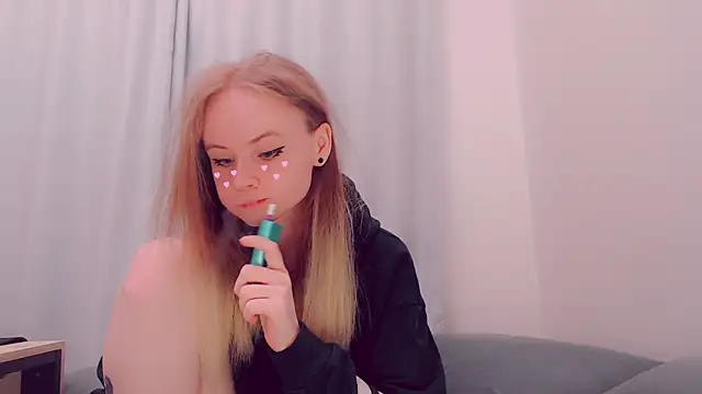 AliceNya cute online show from 25, 6, 2026