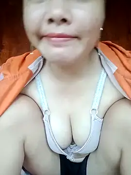 emilyzz online show from 2, 11, 2025