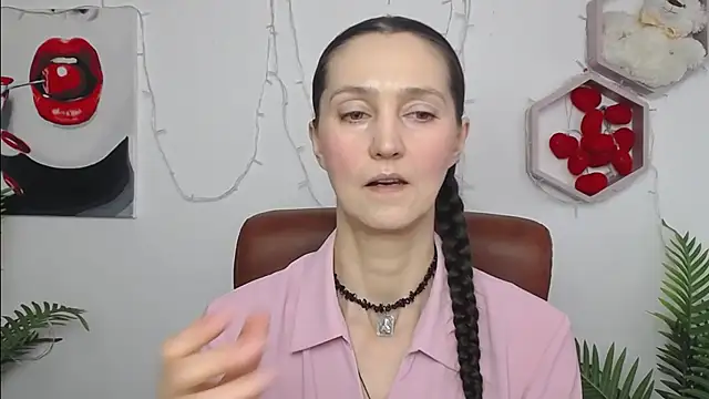 TayaFinch online show from 28, 2, 2026