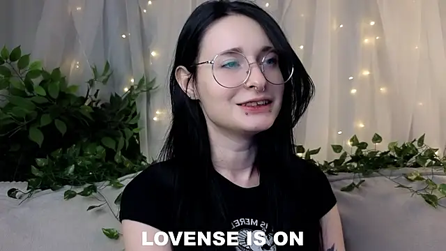 DarcyAspacio online show from 12, 2, 2026