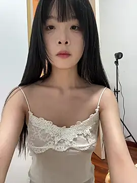 Snapshot of qiqi_x chatting on 5, 5, 2026 qiqi x online show from 5, 5, 2026