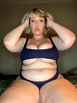 Snapshot of STRIPsegale chatting on 6, 10, 2025 STRIPsegale online show from 6, 10, 2025