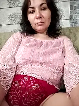 Snapshot of Mia24Blove chatting on 19, 10, 2025 Mia24Blove online show from 19, 10, 2025