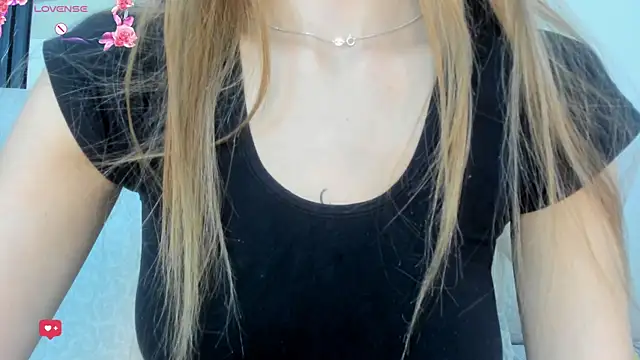 Naomi Rousse online show from 5, 5, 2026