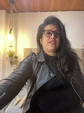 Andrea secret  online show from 22, 7, 2026