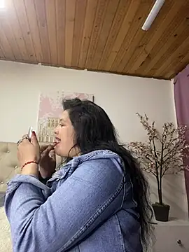 Andrea secret  online show from 2, 8, 2026