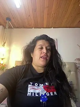 Andrea secret  online show from 7, 8, 2026