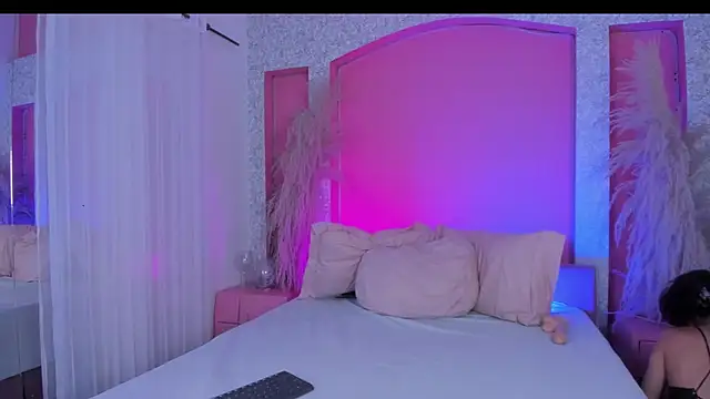 Peytonn Monroe online show from 15, 12, 2025